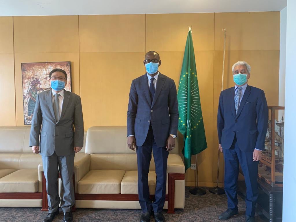 AUC_MoussaFaki's tweet photo. My Office invited the Chinese Amb to the AU,Mr Liu Yuxi, to express our extreme concern at allegations of maltreatment of Africans in #Guangzhou+called for immediate remedial measures in line with our excellent relations.The African Grp in #Beijing is also engaging with the govt https://t.co/NEBStdOCeK