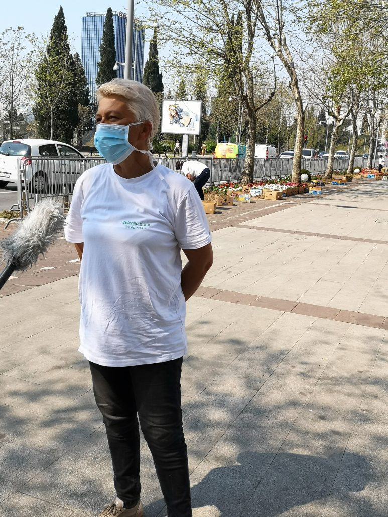 GradPg's tweet image. Vikendom predstavljamo naše radnike na terenu, Lejla Mićković: Nadam se da će građani znati da cijene naš trud i rad
#Zelenilo 🌼podgorica.me/?p=67622