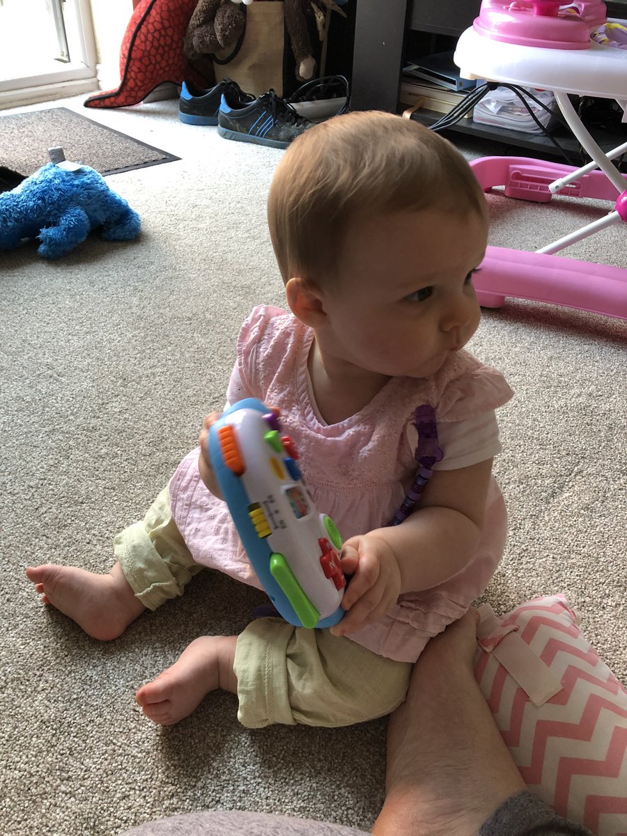 MellKat86's tweet image. Mummy’s baby gamer. Soon she’ll be streaming #fortnite. #smallstreamconnect #smallstreamer #SmallStreamerCommunity #SmallStreamersConnectRT @SGH_RTs @stream_caster @rtsmallstreams