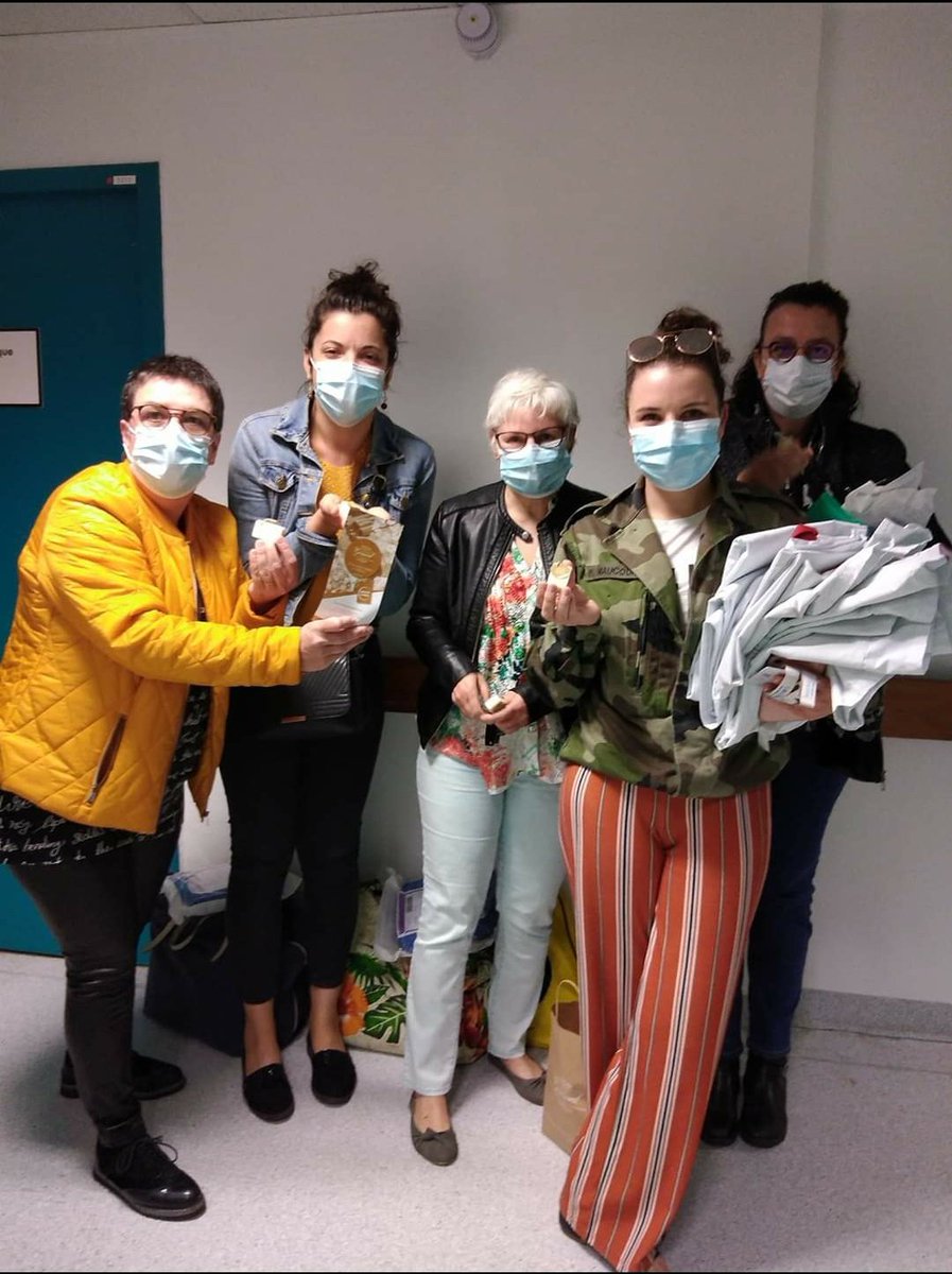 Nous contribuons au bien-être des soignants pdt cette période. 
Livraison d'un don de savons, riches en beurre de Karité et en huile d'avocat, aux <a href="/chu_angers/">CHU Angers</a> et <a href="/ch_cholet/">Centre Hospitalier de Cholet</a>. 
Douceur pour les mains abimées des soignants, en 1ère ligne pour nous sauver !
#restezchezvous #COVIDー19