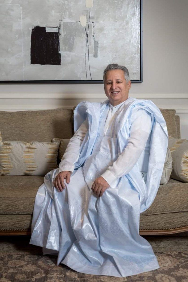 rfemassala's tweet photo. FORCE-COVID-19  #Mohamed #Ould #Bouamatou vient de donner 1 #Milliard fCfa($2 #Million USD)  au #Sénégal .. l'homme d'affaires mauritanien, a remis sa contribution  au Sénégal, "sa seconde patrie" comme il aime le dire. Auparavant il avait donné le même montant à la Mauritanie https://t.co/h771N5z0QF
