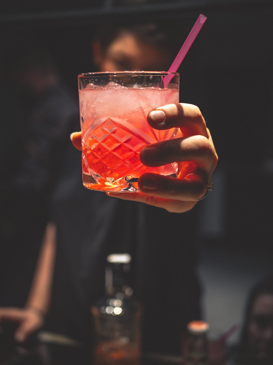 Ginception_Bar's tweet photo. Lots of small businesses are relying on you to support them! Instead of purchasing your alcoholic treats through major supermarkets, see what local distilleries are offering 😊 https://t.co/BVXGeZo9Bn