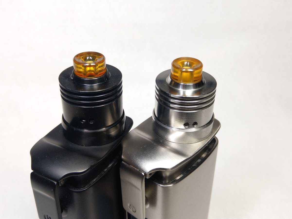 waco_cf's tweet photo. 見た目も機能も素晴らしい末広。
使う度に改めてVAPEの楽しさや面白さ、美味しく吸う工夫を考える。
本当に凄い、まあ美味しい!
#vape #末広 #DETONATER #ZABURING https://t.co/2YtZWOlkin