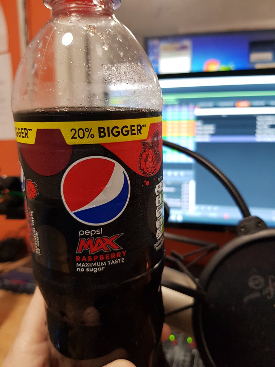 KarenNWoodham's tweet photo. Ah the delicious taste of #PepsiMaxRaspberry during my #RadioShow on @realphaseradio https://t.co/CI2oHX0Tpg https://t.co/Xjh5iKLvIZ