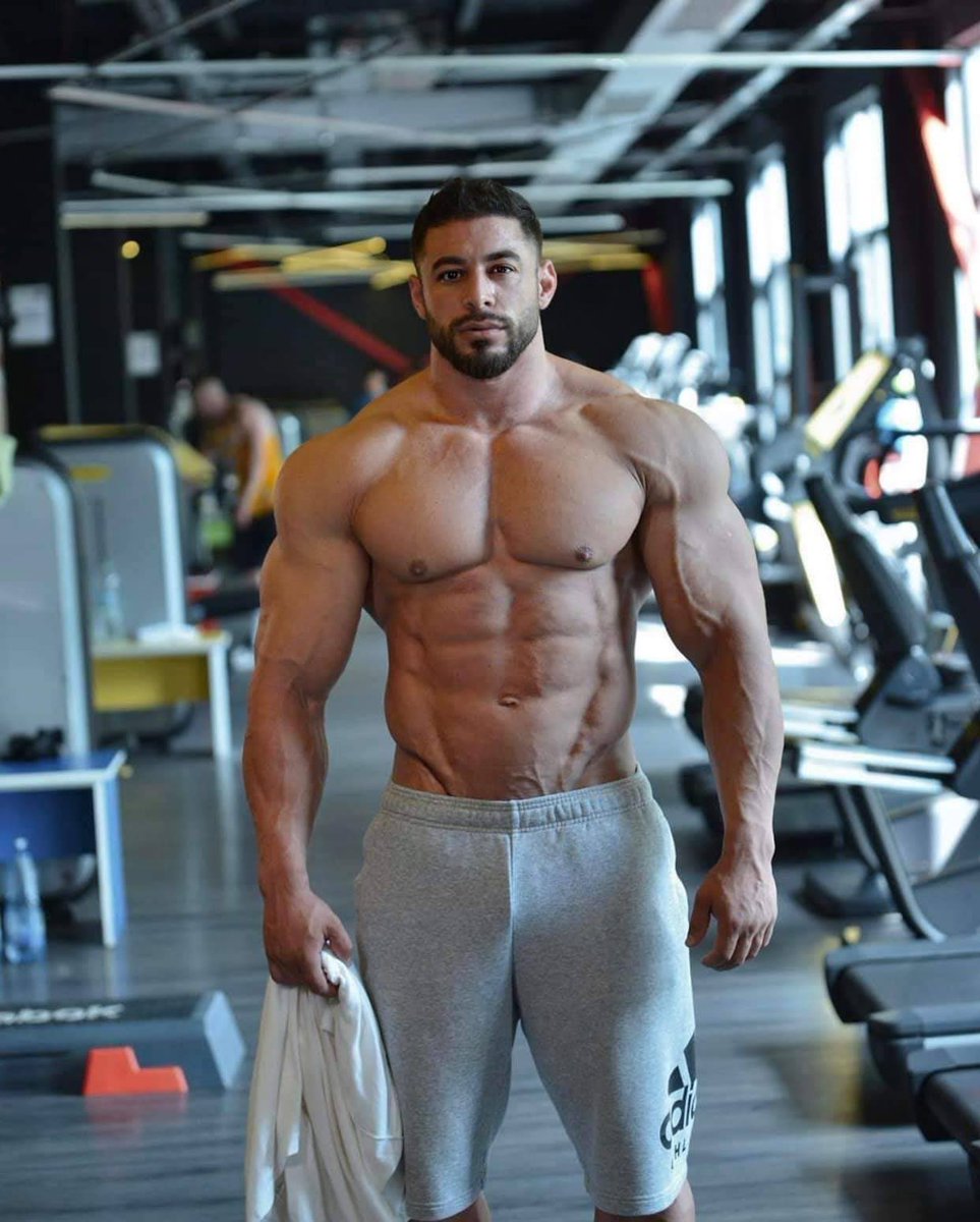 Hypno_Flex's tweet photo. nourish your empty mind and muscles with Coach’s control.
#nourishment #surrender #Ciach #control #mindlessness #hunger #muscle https://t.co/Qux90WGHGn