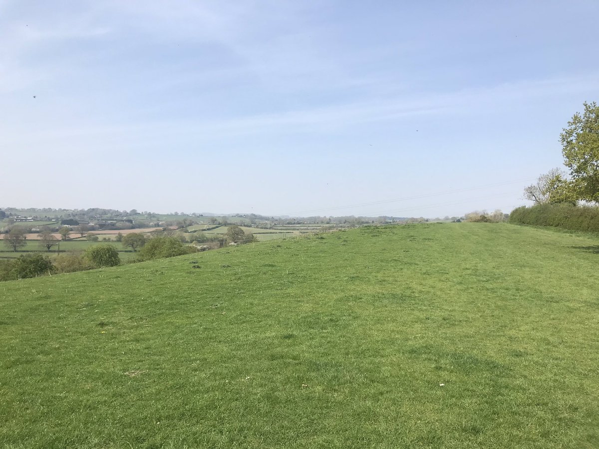 PoxonJackie's tweet photo. Discovered an amazing walk on our doorstep stunning views of our beautiful countryside definitely #SocialDistancing #monarchtrail https://t.co/c3tRZPMW1x