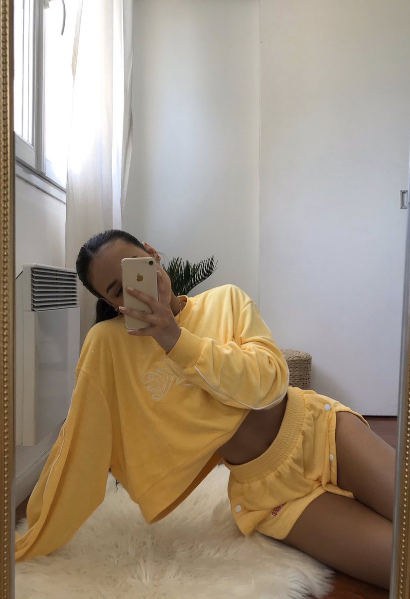 yellow nike set