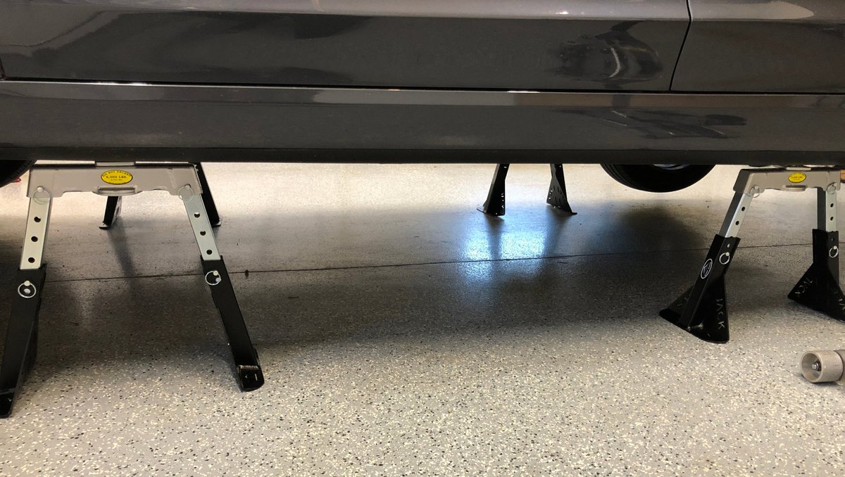 SafeJacks's tweet photo. Still shot from @i1Tesla using the Rennstand by Safe Jack!

https://t.co/9AOis4FPgZ

#safejack #supportyourworld #rennstand #i1tesla #teslamodel3 #teslaroadster #teslamodels #teslaowner #teslalife #cars #teslamotors https://t.co/EbQ8UUIrrz