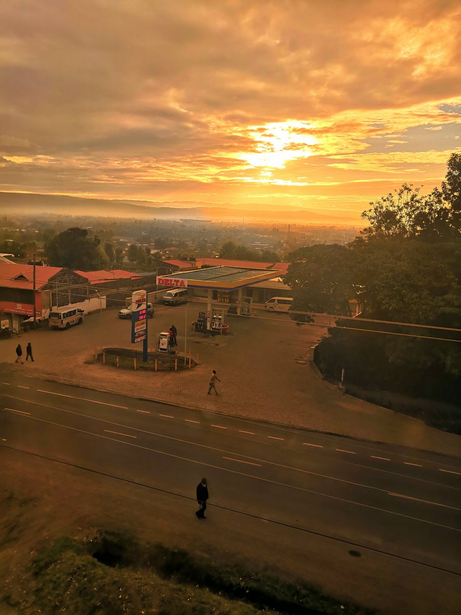 JoshMuli's tweet photo. @JodySmithNFL Happy birthday Brandon, Nakuru Kenya.
We have a lake loved by Flamingos and our sunrises are all golden https://t.co/QmmuiTHT7J