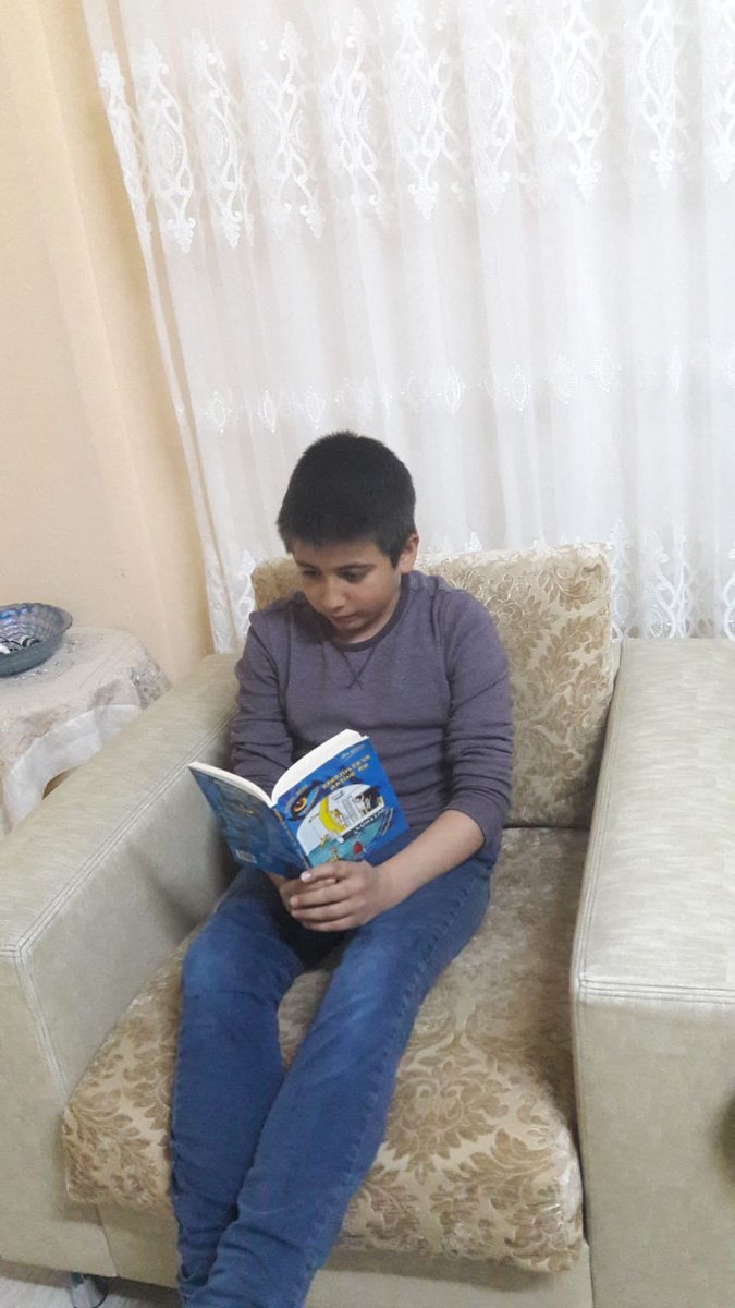 erkan6001's tweet photo. #benokuyorumgaziantepokuyor Yeşilyurt Şehit Süleyman Şen İlk/Ortaokulu öğretmen öğrenci ve velileri ile okumaya devam ediyor. https://t.co/UjhF2cWCKY