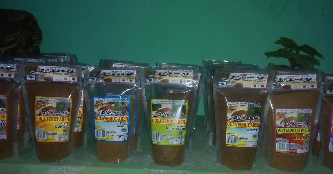 NiAvril1D's tweet photo. Ini juga ada gula semut aren dengan variasi bnyak .. bnyak oula khasiatnyaa.. +temulawak, jahe , kunyit dll.. penting untuk kesehatan lohh.. yuk serbu .. only 25 k .. 
#gulasemutaren #SehatNegeriku #gula #jahe #kunyit https://t.co/hUn99stJS3