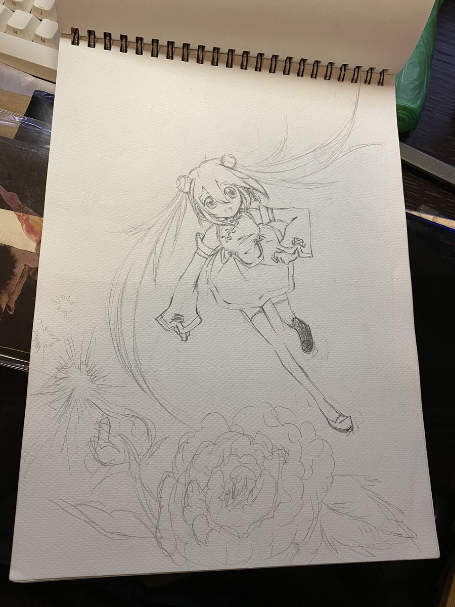 Found my sketch book from about 10 years ago gslfjahdlskhdoalalal 