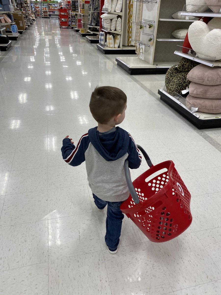 lysee726's tweet photo. My 2 year old is throughly upset he can’t go to @Target right now! He just cried for 20 minutes when I told him we were doing pick up instead of going in. #stayhome #kidneedshistarget https://t.co/sVZX2r8dAh