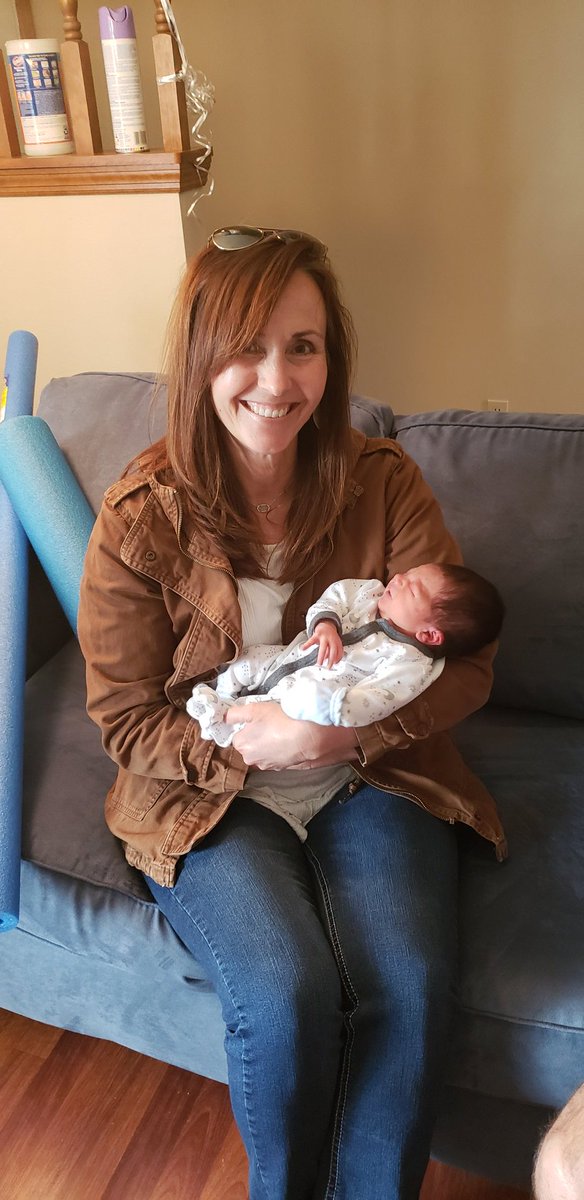 EmptyNestTour's tweet photo. Look who hatched early!!!!! #GrandKidChick1 has arrived! Let the games begin. Of course #PapaRooster will follow all the rules #CheerChick and #BeardedChick give him...when they are around.
#EmptyNestTour
#MamaHenIsAGrandma
#Woohoo https://t.co/qCtGZWbIGL