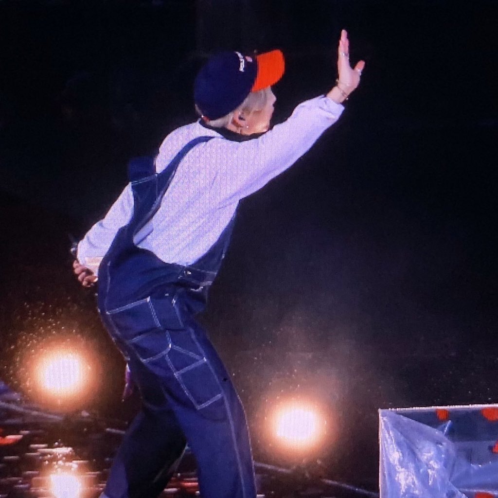 jimi saw u from afar