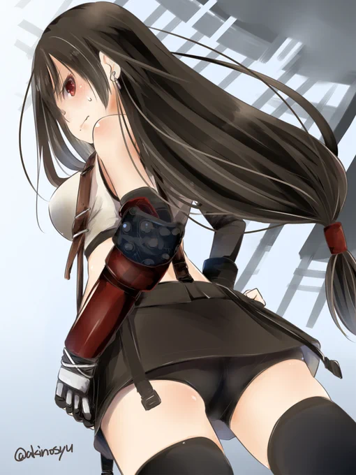 ティファが同行するようになったらまず最初にカメラをちょっと上に向けたって人は少なからずいるはず。
ミッドガルの裏側ってああなってるんだね。
確認は大事よ。
#FF7R 