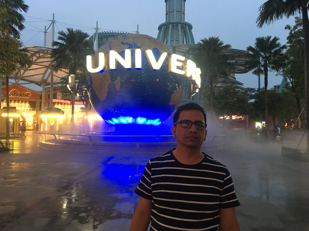 smukti04's tweet photo. #Singapore #FortCanning #marinabaysands #LakeofDreams #universalstudios https://t.co/UAFm1iaWDt