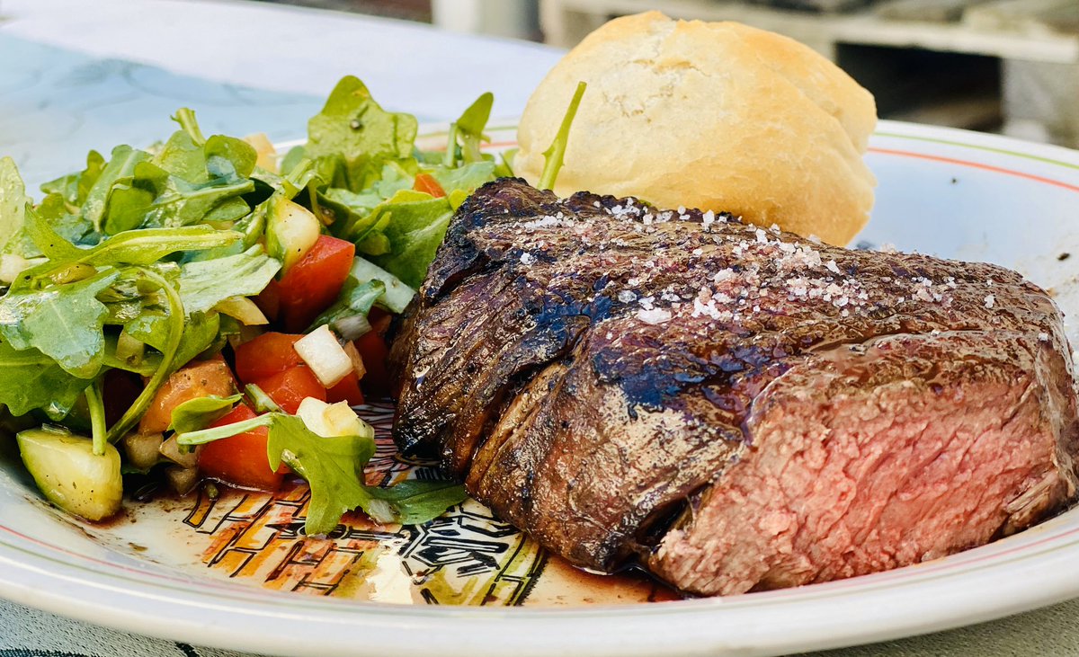 ChristianLaar's tweet photo. Entspanntes #grillen an #Ostern mit der #Familie #StayAtHome https://t.co/FzFpznfd8y
