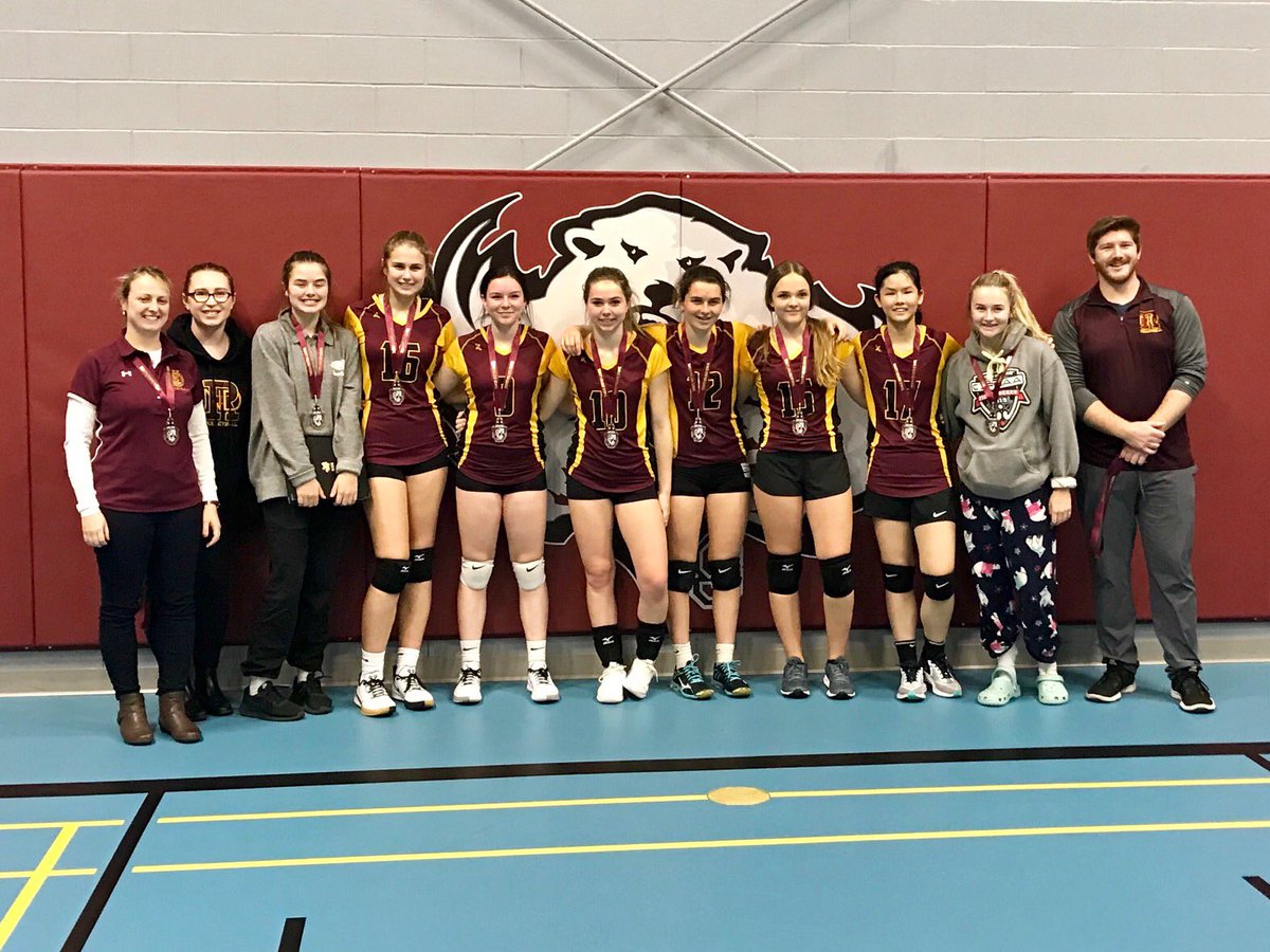 BenPlazzotta's tweet photo. Thanks for the nominations @mrhulton78  &amp; @storycenter17. Once you have been nominated, you have 24 hours to respond by posting a picture of you coaching or donate $20 to local charity. I nominate @JGoudreauClass @MsEmmerson https://t.co/4nLj1JoC3N
