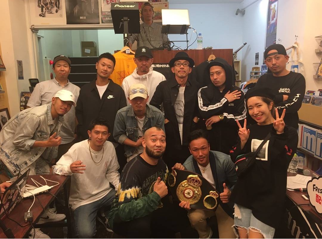 tokagelec's tweet photo. 過去放送回をYouTubeにアップしました🦎✨
おうち時間の暇潰しに是非見てみてくだしい😎

十影会 #6 2017 10/9放送 ゲスト Mr BEATS a k a DJ CELORY &amp; BULL,下田昭文, ESLOB, Castle Records

https://t.co/NymrNjQTGJ https://t.co/vOkLuoNwbk