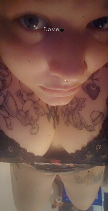 Come on over to my OnlyFans page to see alot more. https://t.co/9AzC5FFQx7