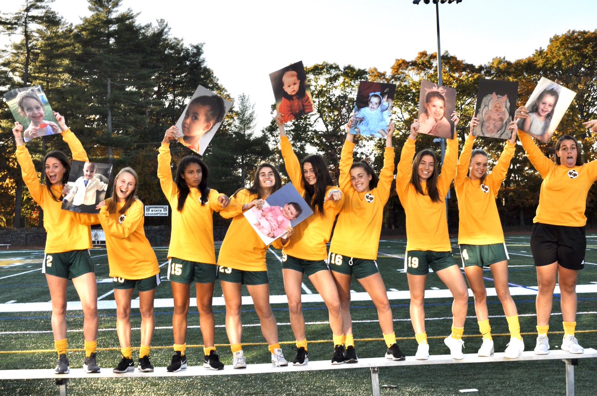 kpgvsoccer's tweet photo. #senyas, #classof2020
Hoping all are safe, healthy and sane and that we can all be together again SOON 💚💛💚💛 https://t.co/uCD9eSsMpg