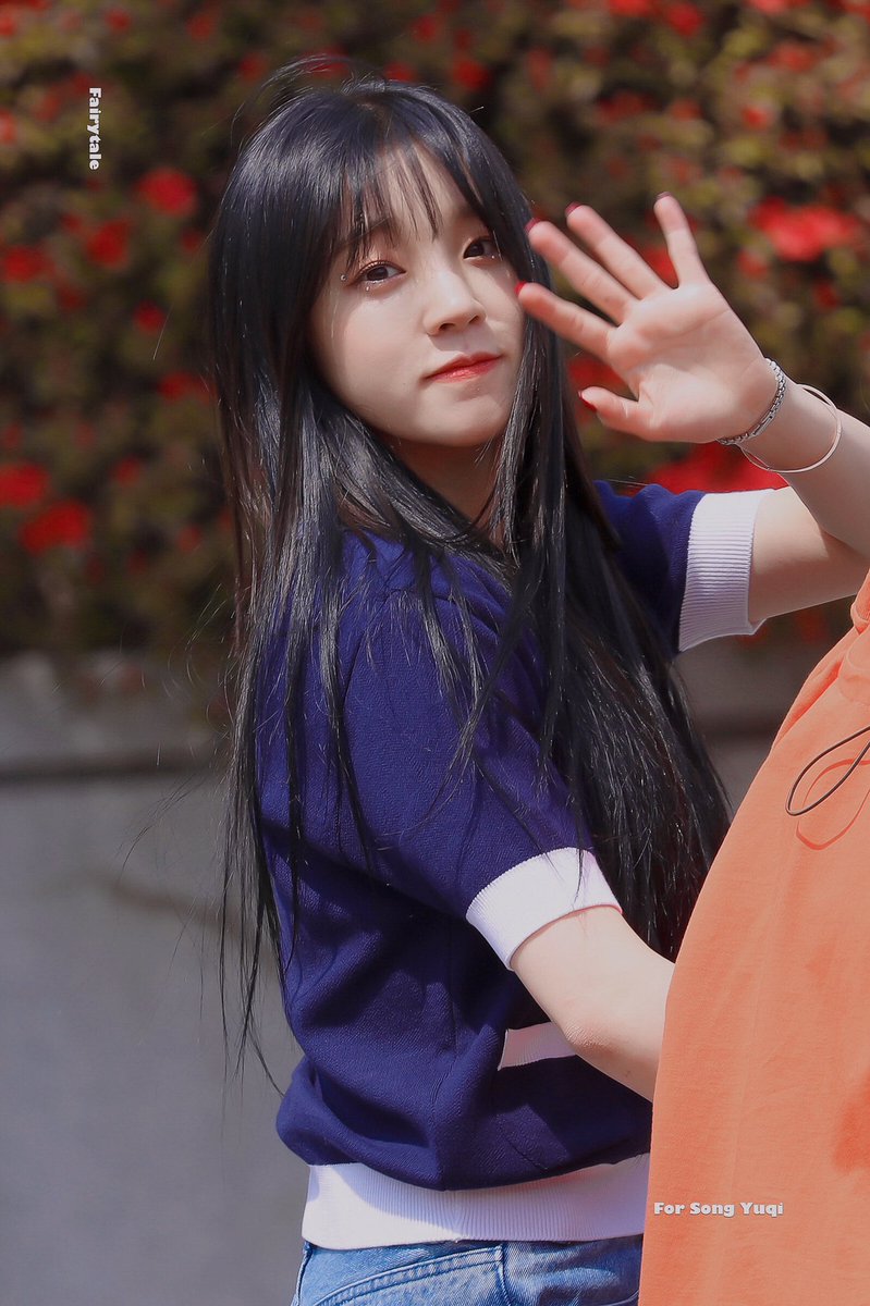 (G)I-DLE YUQI (우기) tweet media