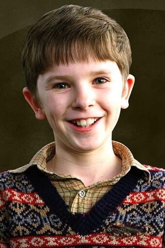 Fucking hell. Dont even get me started. This face makes me like the ice age baby. He has absolutely no skill, talent, or passion. His whole personality is being boring af. Charlie Bucket is the true villain of the story. A true spawn of Satan