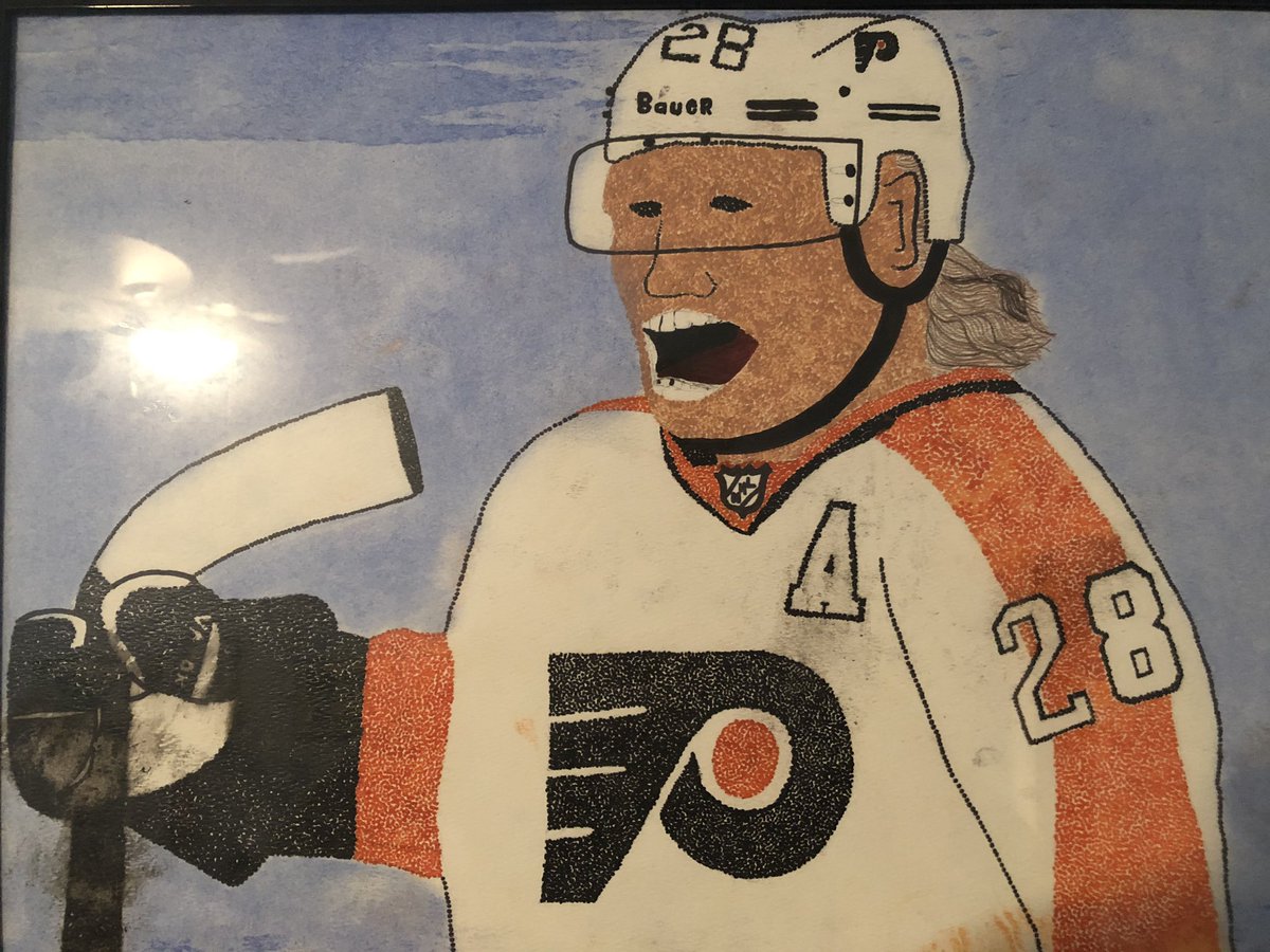 Jenssey's tweet photo. Hey @28CGiroux ,

Hope you and your family are well!

Painted this (Picasso..???) back in grade 11 art (7 years ago) and it still hangs on my wall today, BIG FAN🏒

Could I get a retweet??
.... and possibly a singed Stick or Jersey (Early Bday / Christmas 🎁)? 

Cheers G, 

Jens https://t.co/BrDDwgSoZ5