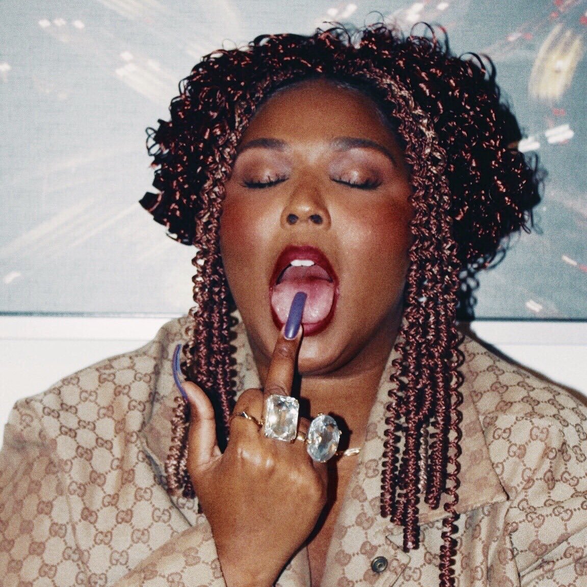 lizzo because her energy and confidence is so iconic 