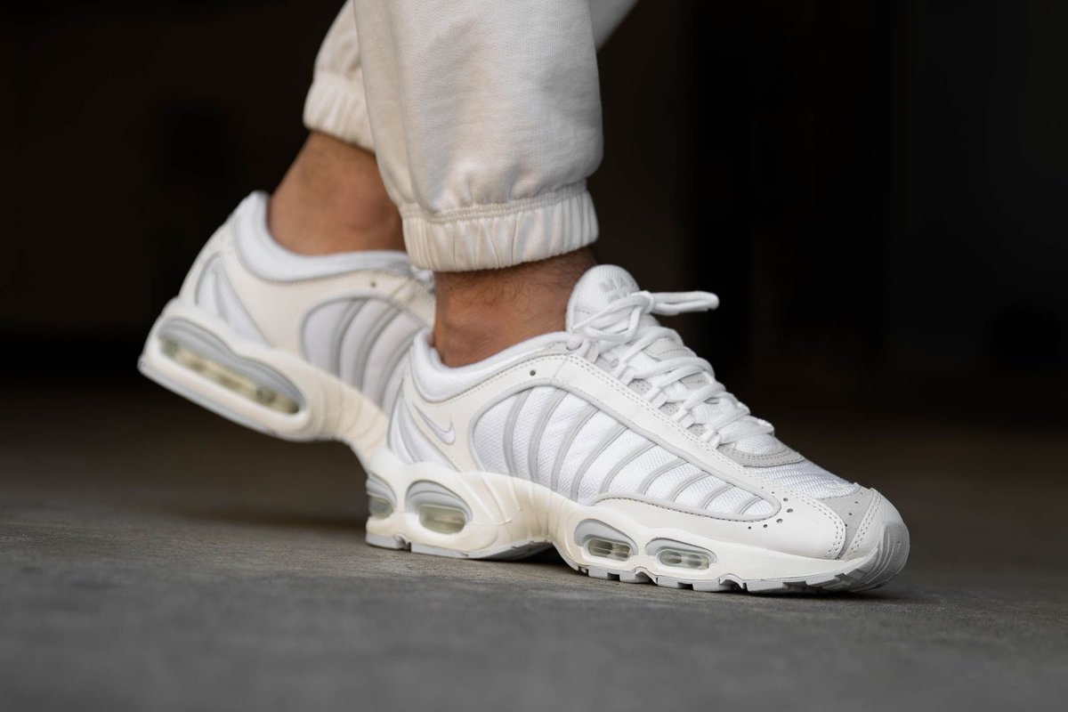 nike air max tailwind iv pure platinum