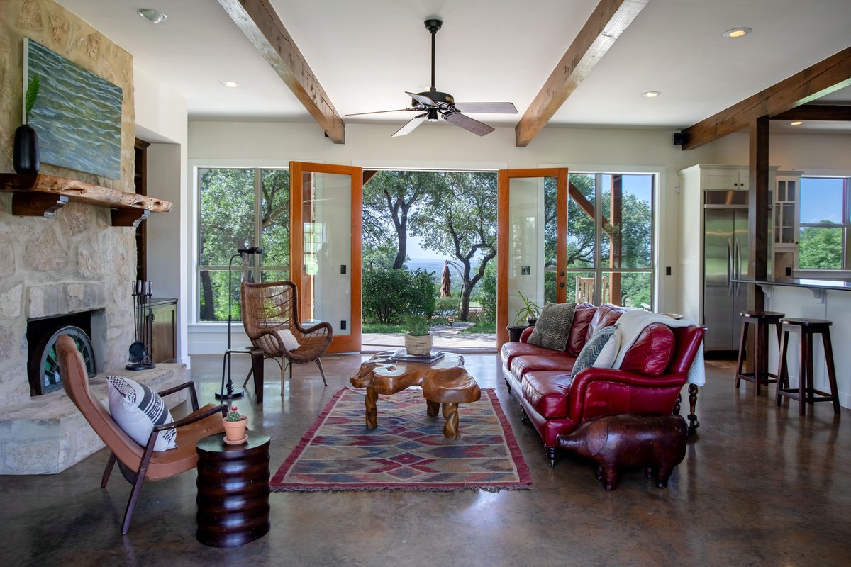 MagnoliaRealty's tweet photo. 5500 McGregor Ln, Dripping Springs, TX 78620 | 5 Bed | 3 Bath | 29.511 Acres | 4,822 sq ft 

The iconic Independence Ranch is home of Willie Nelson's 1st ever 4th of July picnic &amp; is truly remarkable.

Contact Cody George | 512.771.4176 | 
For video tour: https://t.co/6rjW7rW7VM https://t.co/HhKpRfJDUe