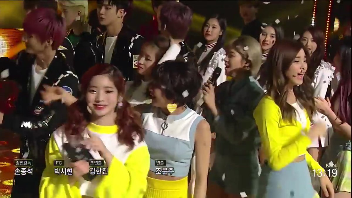 can't find a good quality clip but loona 1/3 congratulated twice for winning a 1st win with knock knock (sana vowed to them and they returned the greeting, they also probably exchanged albums backstage )