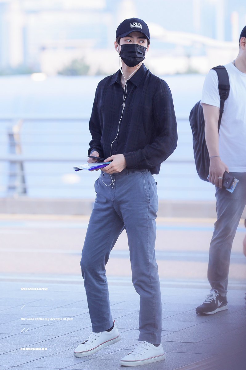 #봄바람같은_세훈아_생일축하해

𝙩𝙝𝙚 𝙬𝙞𝙣𝙙 𝙨𝙝𝙞𝙛𝙩𝙨 𝙢𝙮 𝙙𝙧𝙚𝙖𝙢𝙨 𝙤𝙛 𝙮𝙤𝙪 ✳︎彡

#해피세니데이
#HAPPY_SENI_DAY
#せっちゃん誕生日

우리 세훈이 27번째 생일 축하해 🥳
오늘도, 내일도, 앞으로도 항상 즐겁고 행복하기를 😌

#SEHUN #세훈 #吴世勋 #EXO⁠ #엑소 <a href="/weareoneEXO/">EXO</a>