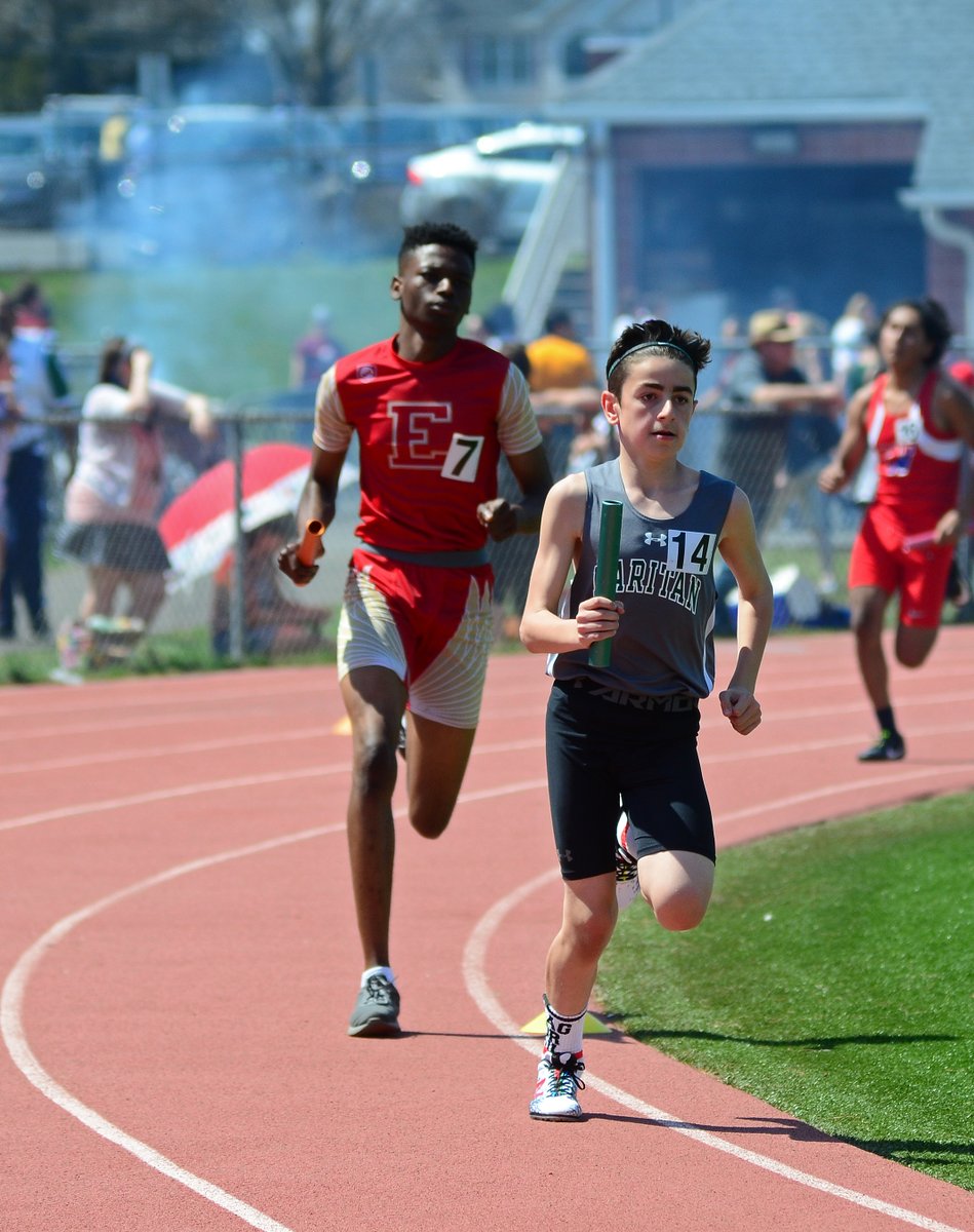 RHSphotographer's tweet photo. More flashback photos from previous Husky Relays. https://t.co/UJaxjXvaW5