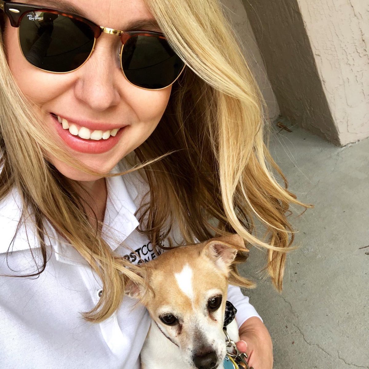 Katie_Jeffries's tweet photo. Let’s walk! Such a beautiful day to take the pups out! #MuttMarch @jaxhumane https://t.co/JAnFKu4ZH4