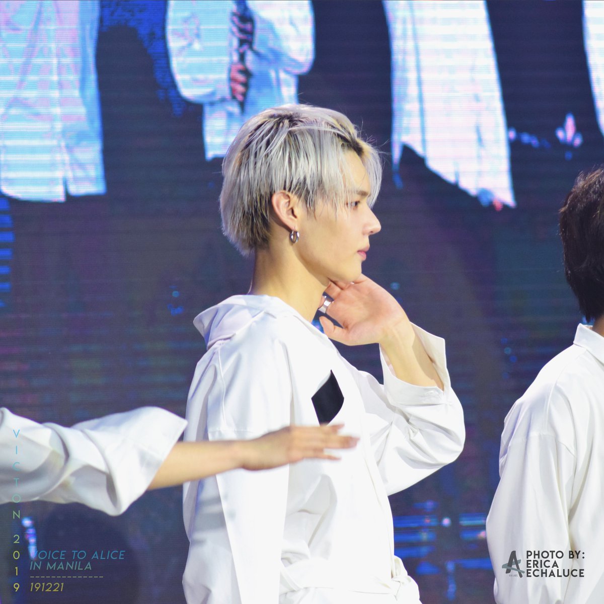 AKALabel_'s tweet photo. 191221 VICTON 1st Asia Tour "VOICE TO ALICE" in Manila 2019
헐 😳😳
#VICTON #빅톤 #SEJUN #세준 #임세준 #VOICE_TO_ALICE #VOICETOALICE #VoicetoAliceinMNL #VICTONinMNL #AKALabel https://t.co/JzFg1kVu2A