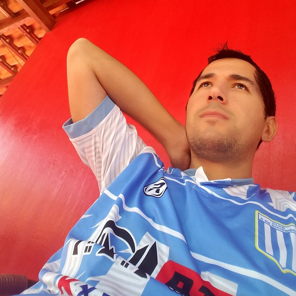antoniocrist11's tweet photo. #NuevaFotoDePerfil #Tekorei 😂 https://t.co/GlsR0EFHng