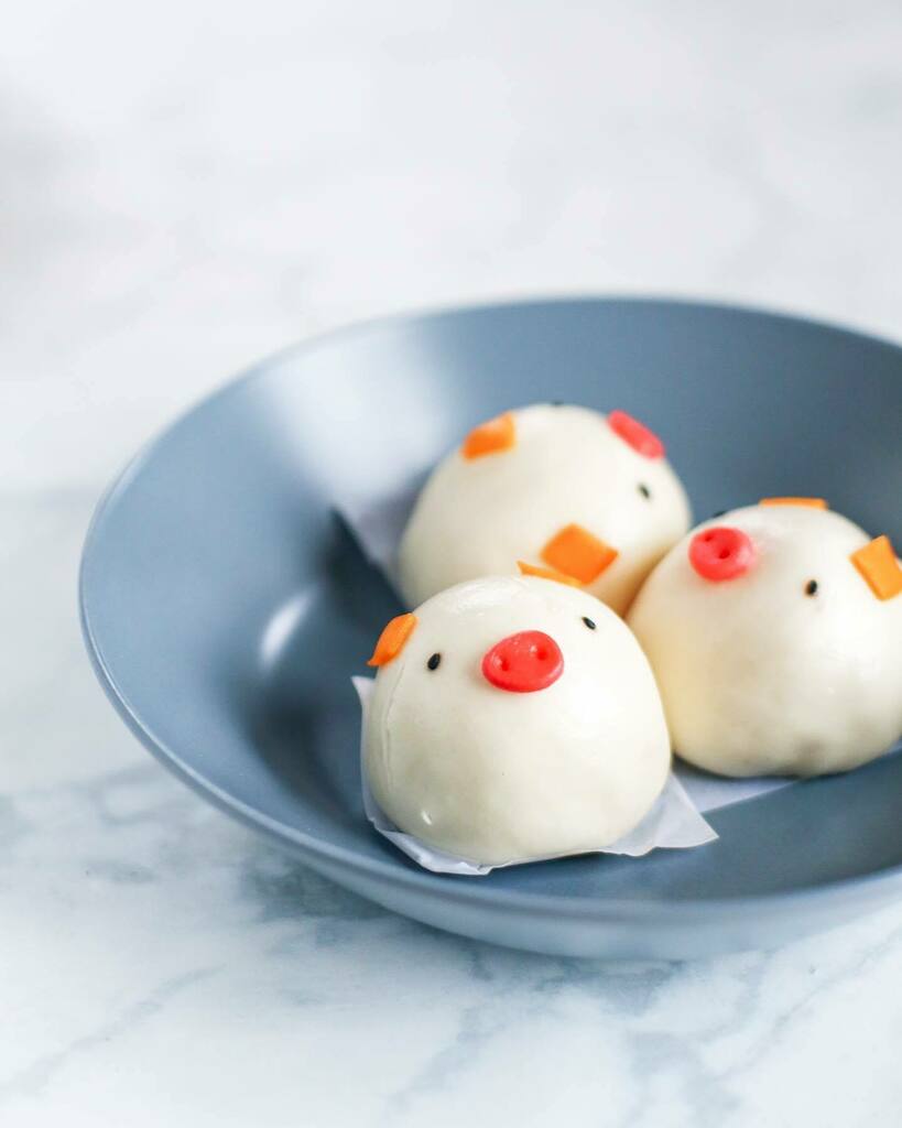 litosupplyco's tweet photo. Little nai wong bao (Chinese steamed custard buns) for breakfast. I ordered these with our Chinese takeout because I was having major cravings. I’m going to attempt making some nai wong bao this week. Raise your hand if you’ve tried/loved nai wong bao before 🙋🏻‍♀️.
.
.
.
.
.
#na… https://t.co/DIWPO3vqcA