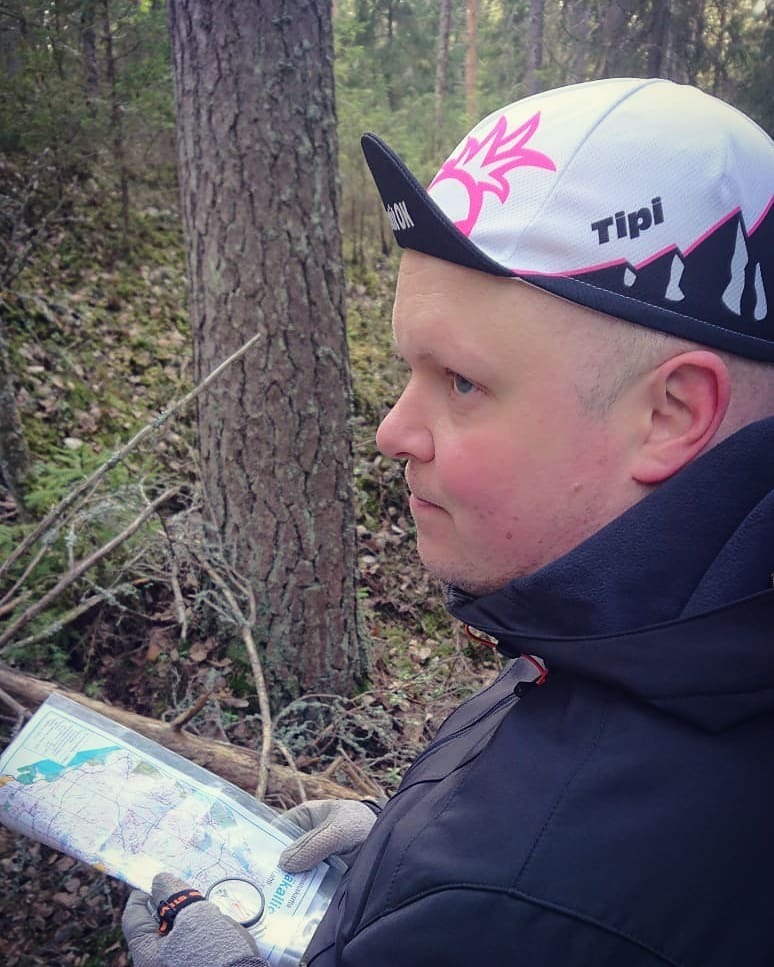 JuntitOK's tweet photo. Lahden Pesäkalliossa muistin virkistystä omalla radalla ja rauhalliseen tahtiin. Maasto yllättävän kuiva jo vuodenaikaan nähden.
#suunnistus #junttilife #junttistyle https://t.co/sUBSkjjeKT https://t.co/KSuJYAteJQ