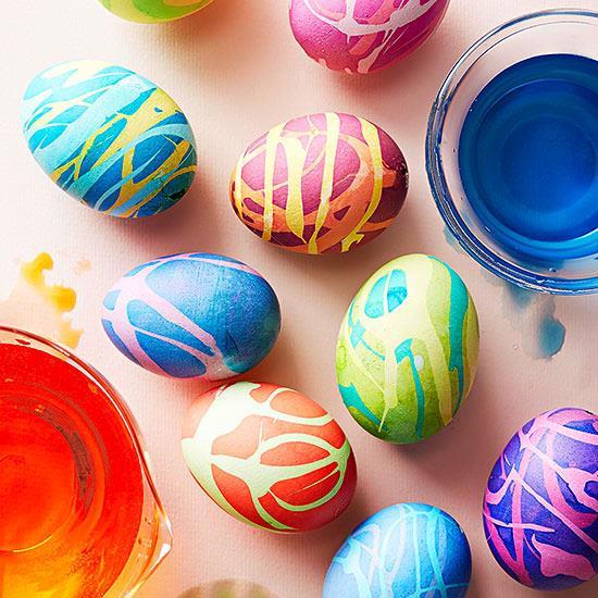 GoebbertsPatch's tweet photo. We always enjoy decorating Easter eggs and every year, we try to do something new - koolaid dye, shaving cream, markers or stickers! How do you decorate yours? https://t.co/BbRmkp7CHV