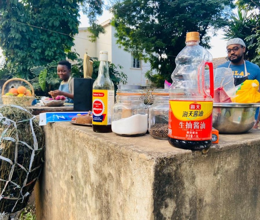 LuluHaangala's tweet photo. @PRGirlMedia we ready
@liquidtelzm @ZambeefPlc #eurekazambia #VIRTUALBBQ #woodkitchenzm https://t.co/QGFKphtgJa