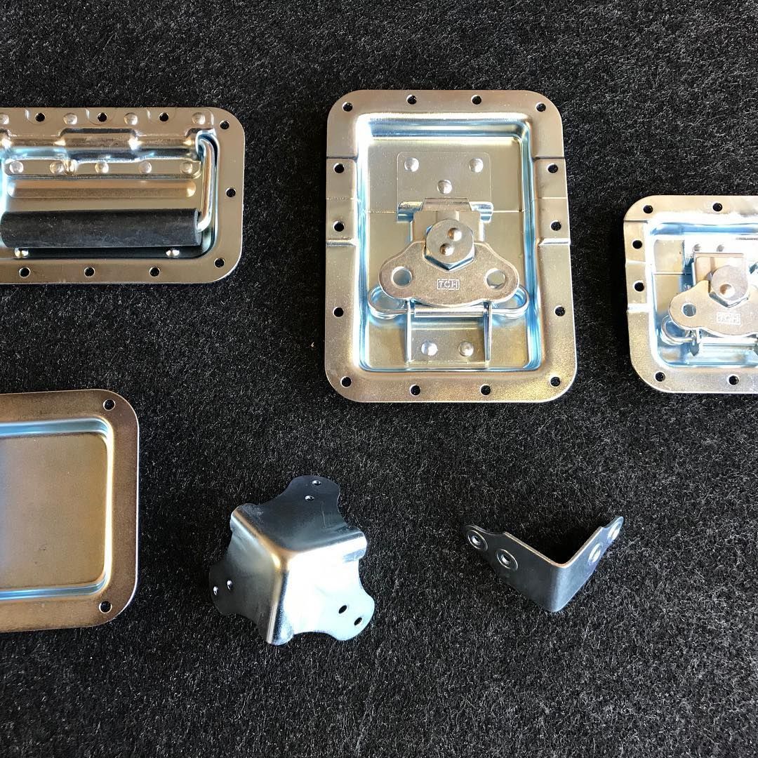dinosaurcases's tweet photo. Did you know that we carry all sorts of custom case hardware? From handles and latches to corners and extrusion. Check out our range: https://t.co/y7M64WddRN #customcases #cases https://t.co/LRo6BKq5VX