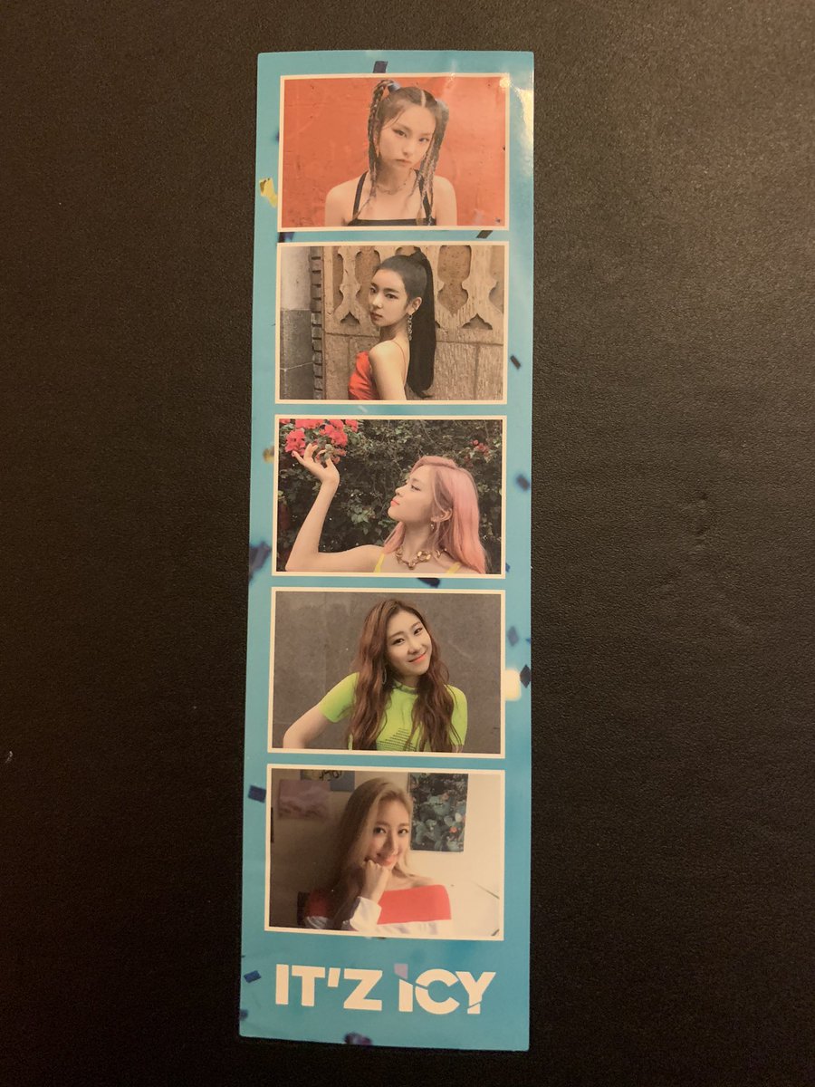 ITZY selling 

price $6 
please buy🥺

#itzy #twice #kpop #photocard #kpopselling #itzyphotocard #yeji #lia #ryujin #yuna #CHAERYEONG  @girlgrouptrade <a href="/tradkpop/">kpop trades :)</a> <a href="/photocard_kpop/">KPOP Photocard Trade</a> <a href="/tradesitzy/">itzy trades</a> <a href="/itzy_trade/">ITZY TRADES/SELLS</a>