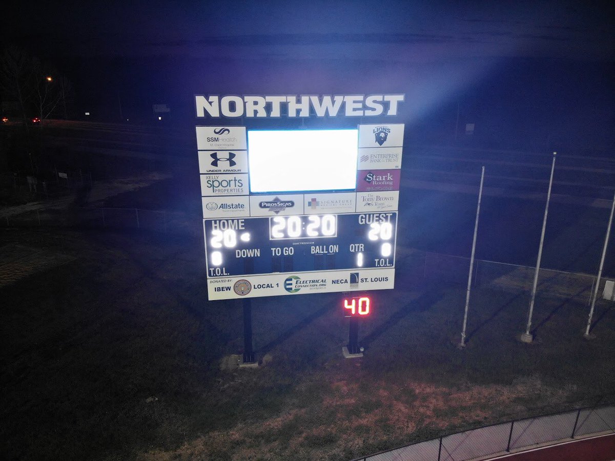 NorthwestRISD's tweet photo. Beautiful drone photos of the NHS stadium, which was lit up for 20 minutes and 20 seconds in honor of the class of 2020, taken last night by William Roth. Thanks for the photos, Mr. Roth! See the rest on our Facebook page!
#NWLionNation #NWClassOf2020 https://t.co/iisWohpfrW