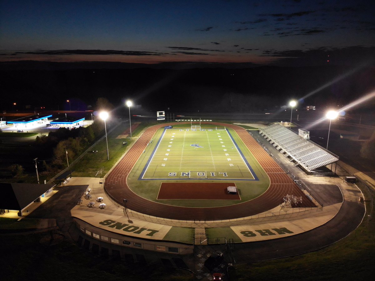 NorthwestRISD's tweet photo. Beautiful drone photos of the NHS stadium, which was lit up for 20 minutes and 20 seconds in honor of the class of 2020, taken last night by William Roth. Thanks for the photos, Mr. Roth! See the rest on our Facebook page!
#NWLionNation #NWClassOf2020 https://t.co/iisWohpfrW