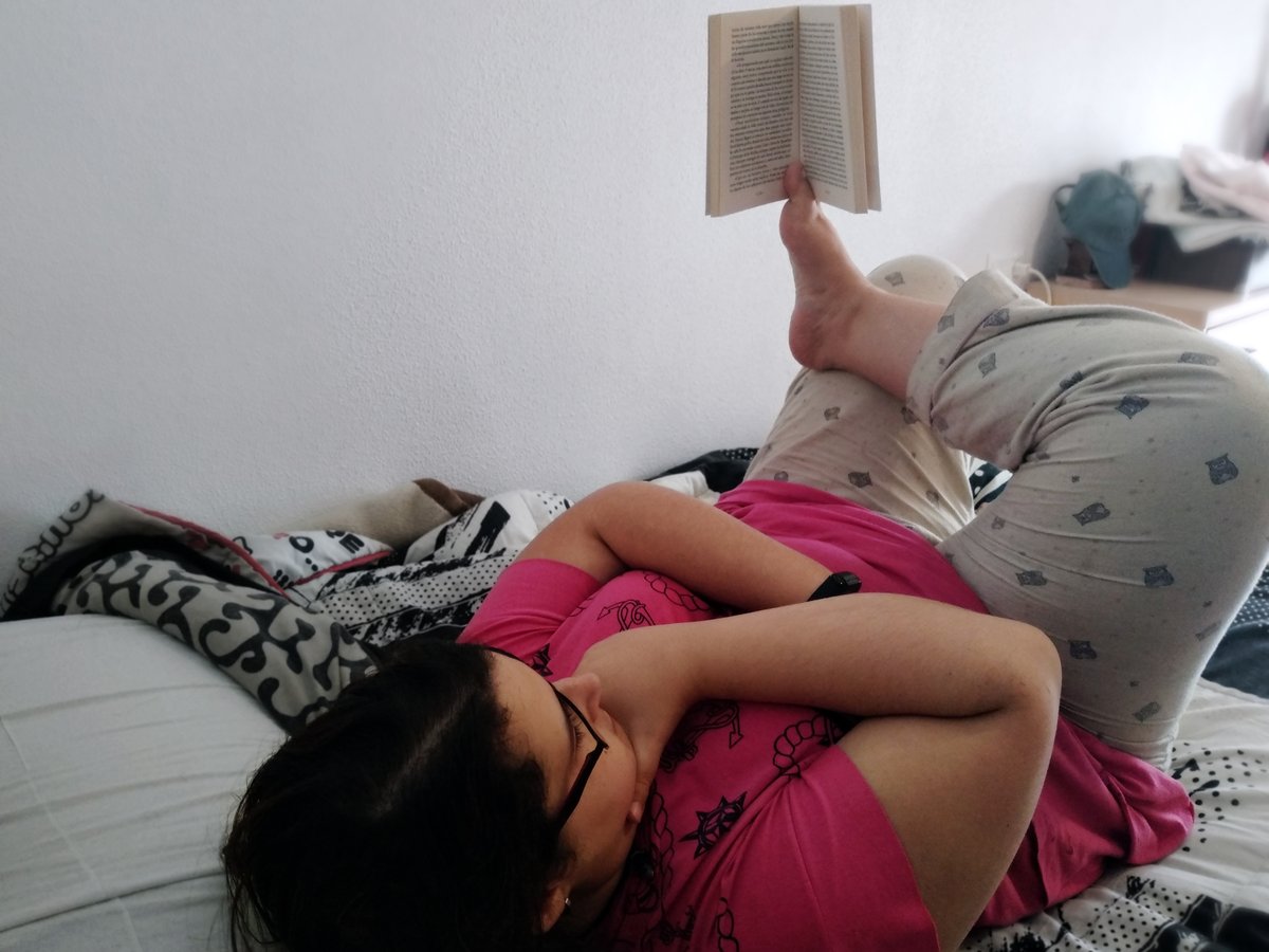 Yumiko_Shikari's tweet photo. @Serendipia_CR No sé vosotros, pero yo ya no se como ponerme #Librosutra https://t.co/DLN8SmiqY8