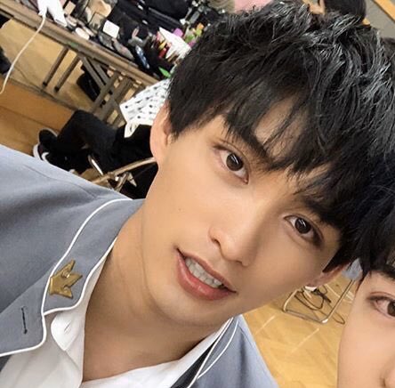 ___19961219's tweet photo. 盛れ具合似てる〜〜🥰 https://t.co/k8To9KmFsx