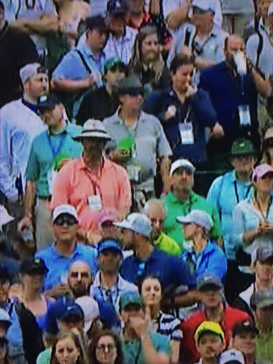 DiomedeMark's tweet photo. @PGATOUR @TigerWoods My shocked face from last year! #Unbelievable #greenjacket https://t.co/V42V7MOs0e