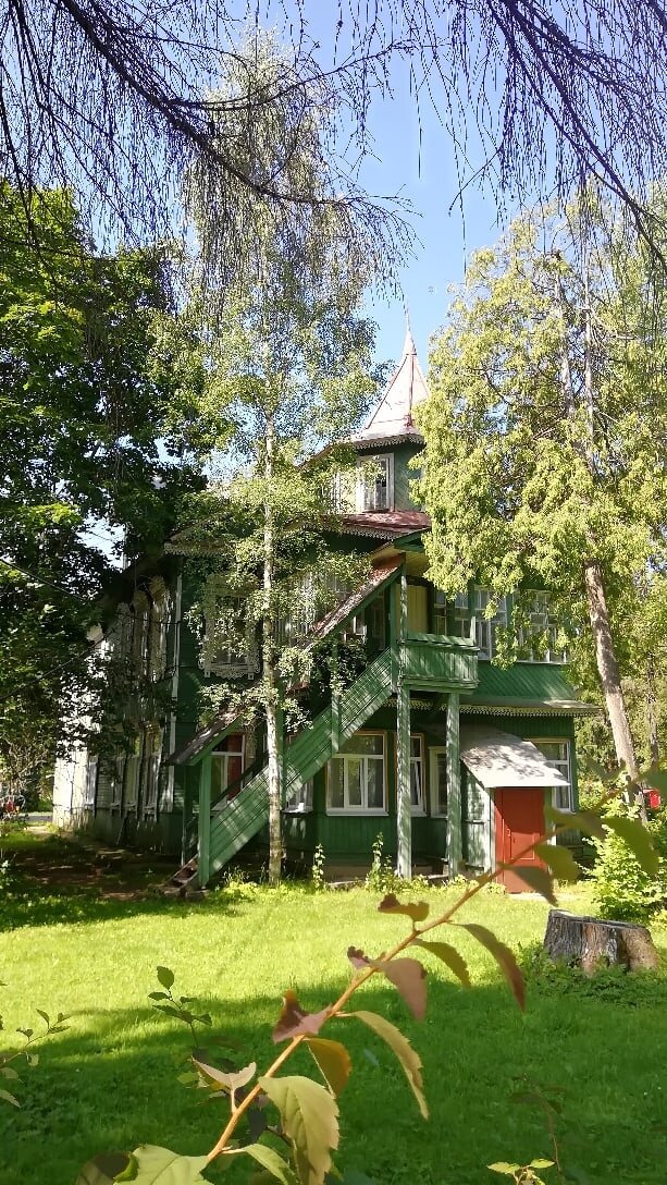 Старинные домики 
#КрасотыРоссии #Красоты_России #Россия
